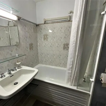 Apartment Cosy Au Pied Des Pistes Avec Balcon Ensoleille - Les Menuires - Fr-1-452-383